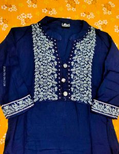 Elegant Blue Embroidered Kurta