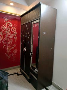 Wardrobe Almirah with Mirror