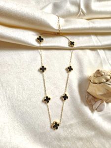 Anti-tarnish 7 Four Clover Long Chain Necklace