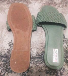 New Olive Green Flats🆕
