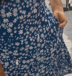 Blue Floral Print Midi Dress with Slit