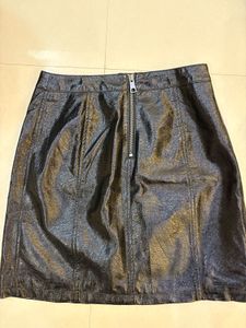 Vero moda Shiny Black Faux Leather Skirt