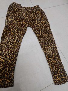 Girls' Red Top &amp; Leopard Print Pants Set