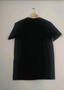 Queen Graphic Tee