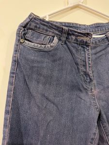 Wide-Leg Jeans