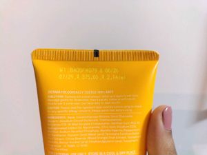 DOT &amp; KEY Vitamin C Facewash