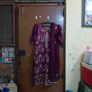 Beautiful Floral Print Kurta Set