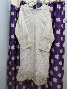 Elegant White Kurta Set with Floral Dupatta