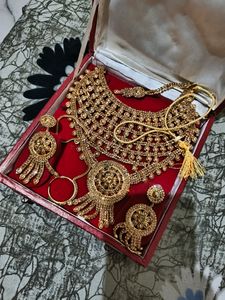Jwellery Neck Set With Earing Mang Tikka And Nath
