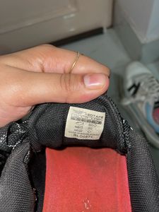 Black Fashion Sneakers USED