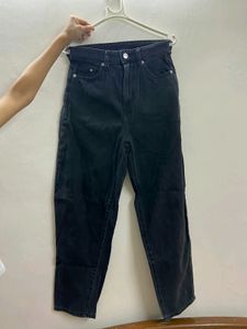 H&M Loose Mom Jeans (Curvy Fit)