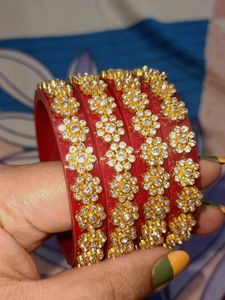 4 Red Bangles & 2 Pink Bangle