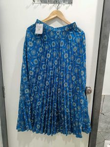*New*Blue Floral Pleated Maxi Skirt