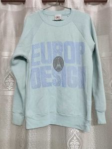 Europe Design Light Blue Sweatshirt