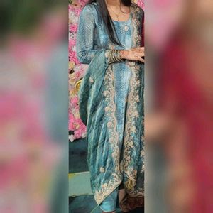 Premium Silk Embroidered kurta Set