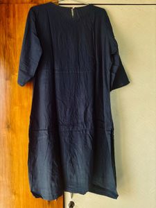 Black Embroidered Kurta