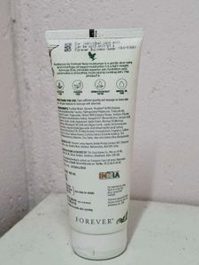 Forever Radiance Moisturiser