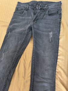 Men's Grey Distressed Jeans