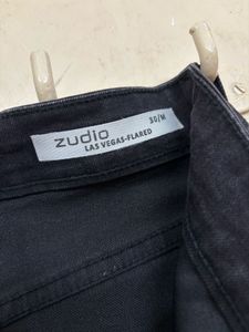 Chic Black High-Rise Flared Jeans