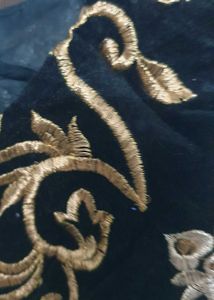 brand new fresh 👑. Gold Embroidered Blouse