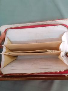 Red Clutch