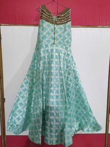 Beautiful Teal Ethnic Gown and also has it's pant