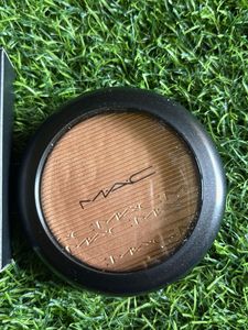MAC Extra Dimension Skinfinish Poudre Lumiere