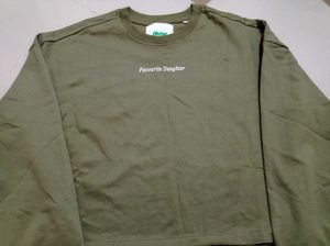 New with tag Olive "printed" Sweatshirt