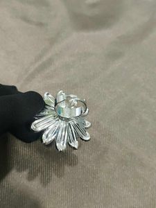Sparkling Flower ring
