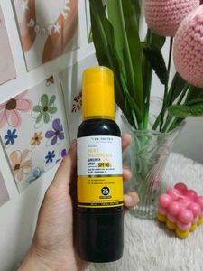 Haldi &amp; Hyaluronic Acid Sunscreen Spray 50+ PA++++