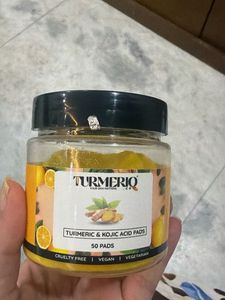 turmeric & kojic acid cleansing pads