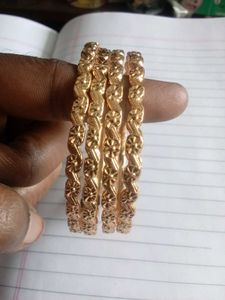 New impon imitation bangle set