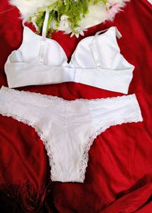 Comfortable Ribbed White Bra