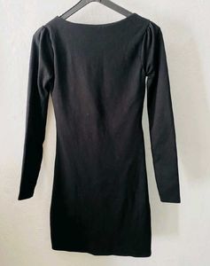 Chic Black Dress with Gold Zipper Detail