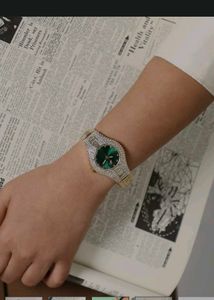 Women Embellished Round Green Dial Analog Watch