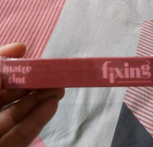 Matte Fixing Tint