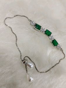 Emerald Stone Bracelet