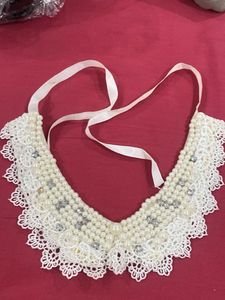 White Pearl Neckpiece