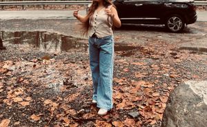 wide leg blue jeans