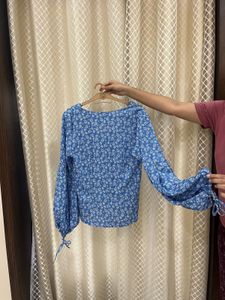 A Blue Full Sleeves Top