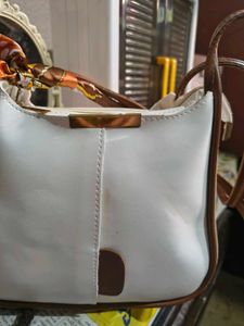 Chic White &amp; Brown Shoulder Bag