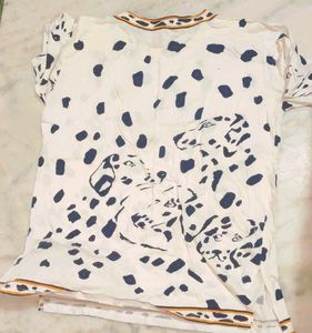 White T-shirt Or Top For Girl 36 Bust