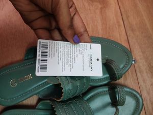Max Sandal