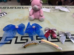 Assorted Hair Accessories - Bows & Clips combo