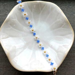 Daisy Beaded Bracelet💙🕊️