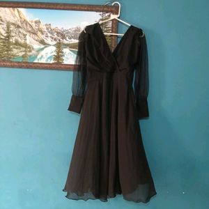 Elegant Black Midi Dress
