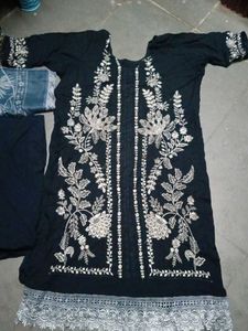 Embroidered navy blue Kurta Set with Dupatta