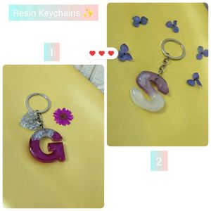 ✨ Handmade Resin Initial Keychains ✨🩷