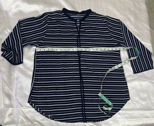Striped V-Neck 3/4 Sleeve Top