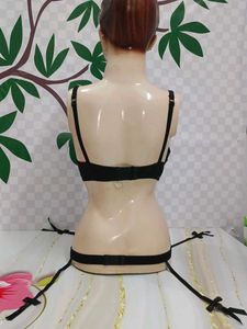 (1434)Black Lace Bra &amp; Garter Set